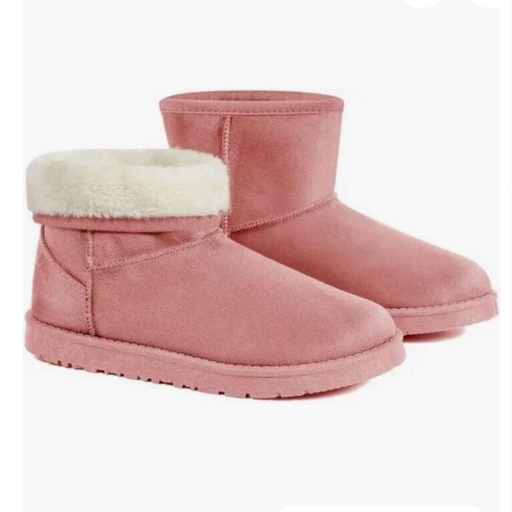Cozy Warm Fur Lined Ankle Bootie in Blush Pink NWT Size 8